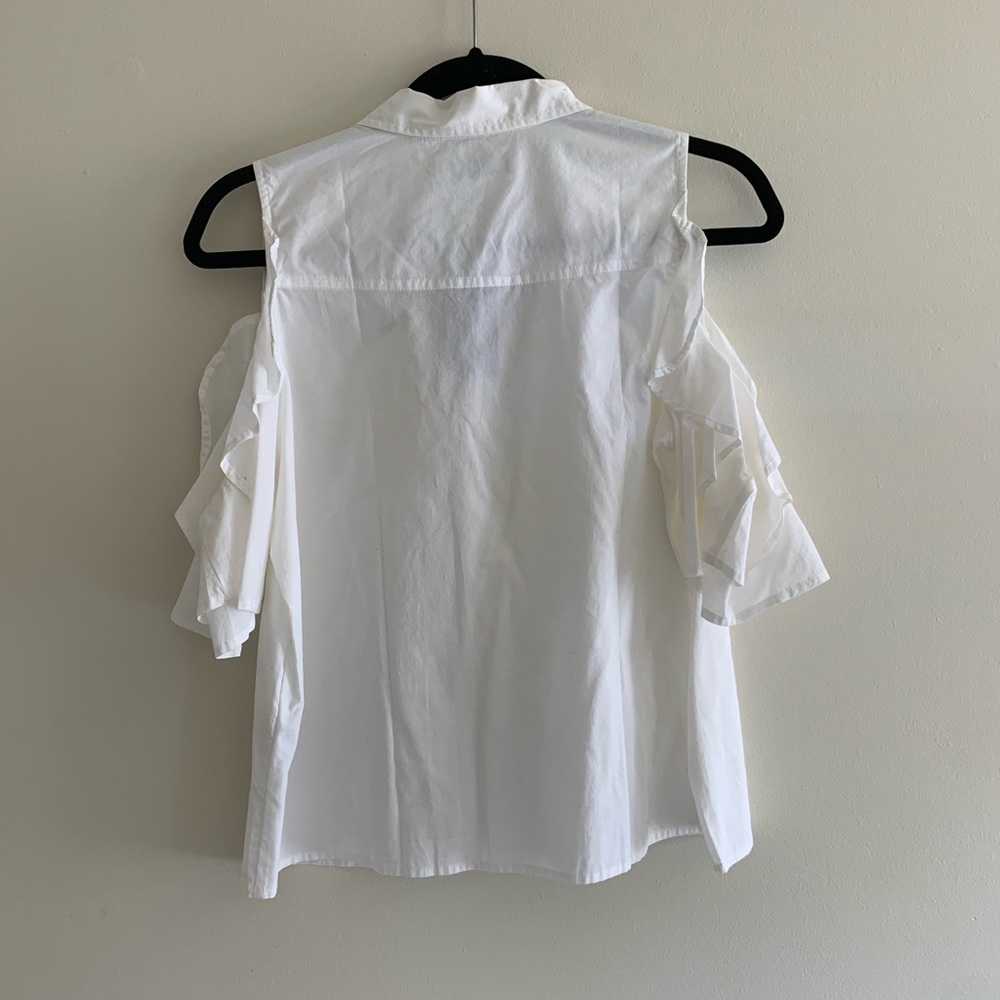 A&F ruffle cold shoulder top - Picture 3 of 3